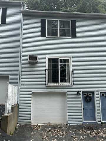 10 Gediminas St, Worcester, MA 01610