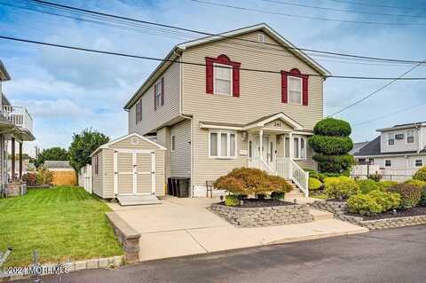 241 Beachwood Avenue, Old Bridge, NJ 08857