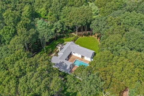 21 Dominy, East Hampton, NY 11937