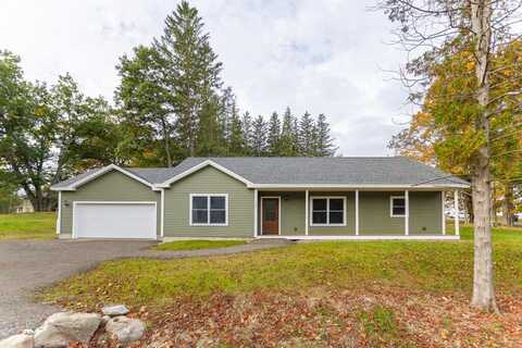 137 Lake Avenue, Farmington, ME 04938