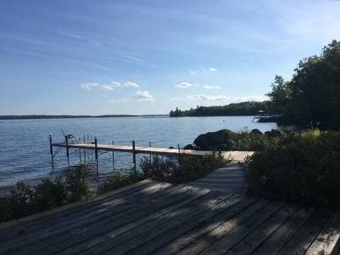 200 Ridge Road, Frye Island, ME 04071