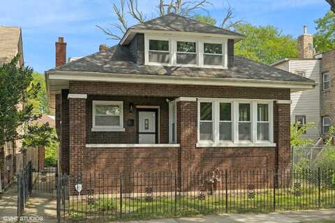 8151 S Woodlawn Avenue, Chicago, IL 60619