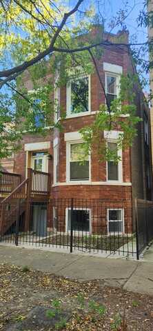 3233 W Crystal Street, Chicago, IL 60651