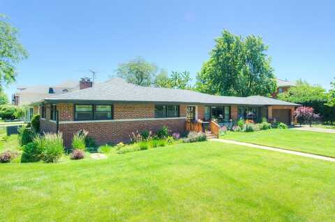 7055 N Kilbourn Avenue, Lincolnwood, IL 60712