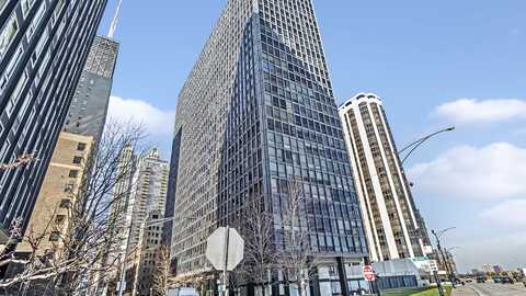 900 N LAKE SHORE Drive, Chicago, IL 60611