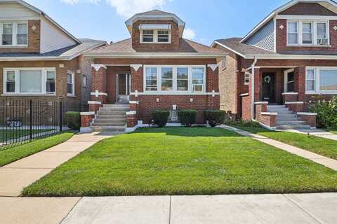 4543 W Schubert Avenue, Chicago, IL 60639