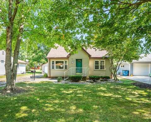 920 S 5th Street, Watseka, IL 60970