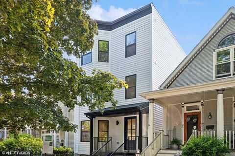 3848 N Hermitage Avenue, Chicago, IL 60613