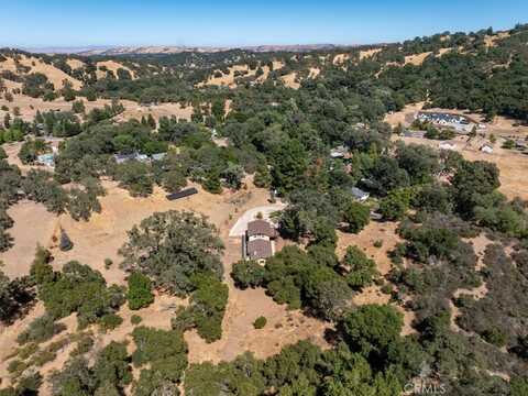 11300 Santa Lucia Road, Atascadero, CA 93422