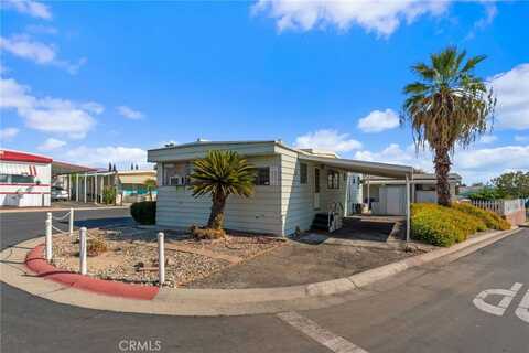 2692 Highland Avenue, Highland, CA 92346