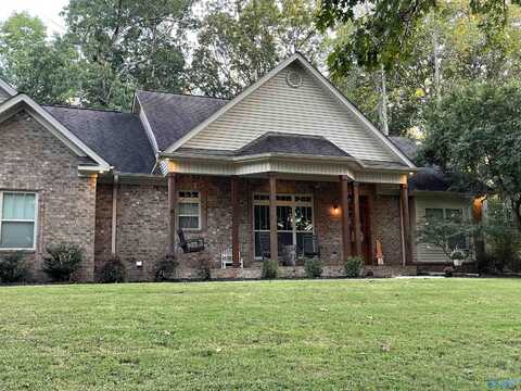 4919 Fox Run Road SW, Decatur, AL 35603