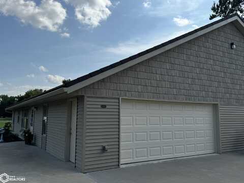 108 6th Avenue N, Humboldt, IA 50548