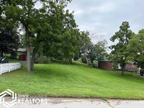 Cedar Street, Iowa Falls, IA 50126