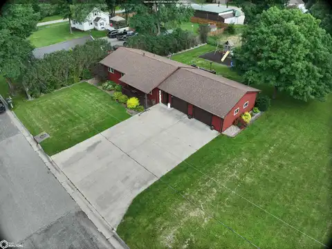 413 1st Street NE, Nora Springs, IA 50458