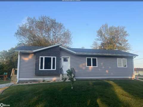 405 3rd St., Livermore, IA 50558