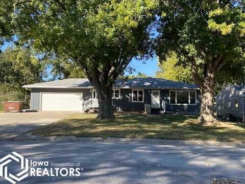 808 9Th Street N, Humboldt, IA 50548