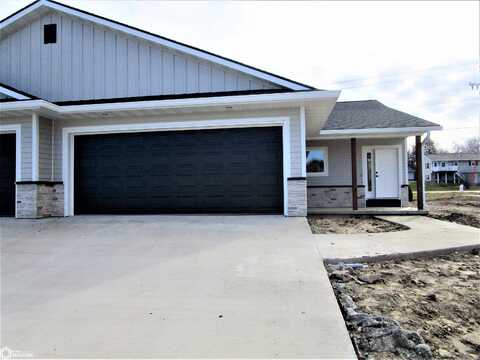 2321 Heritage Lane, Iowa Falls, IA 50126