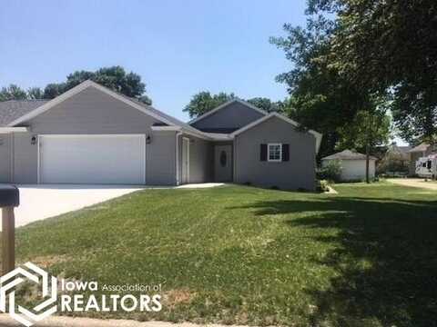 175 1st Street NE, Britt, IA 50423