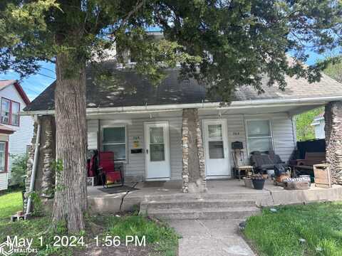 703-705 W Briggs Avenue, Fairfield, IA 52556