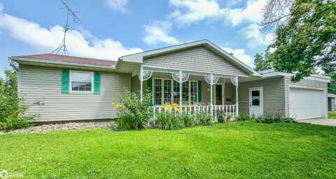 410 10th Street SE, Hampton, IA 50441