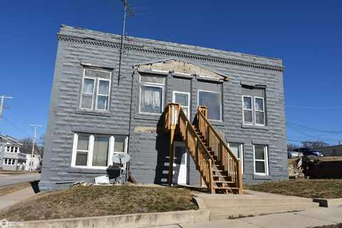 720 Washington Avenue, Iowa Falls, IA 50126