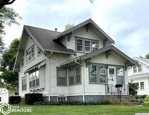 200 11th Street N, Northwood, IA 50459