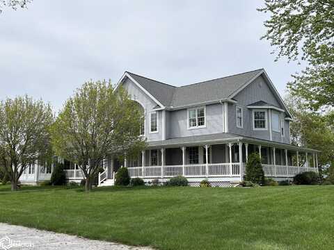 1375 Clover Avenue, Creston, IA 50801