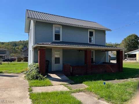 8604 E 1 st Street, Mineral City, OH 44656