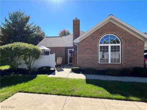 830 Wellingshire Circle, Tallmadge, OH 44278