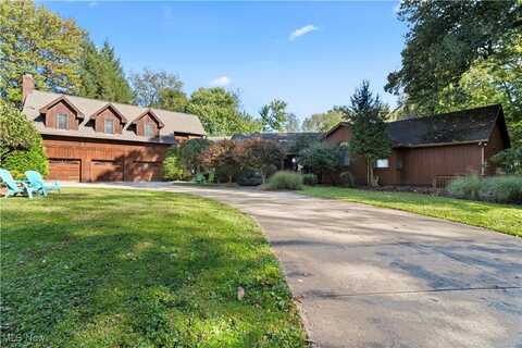 4451 Newcomer Road, Stow, OH 44224