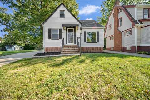 953 Whitby Road, Cleveland Heights, OH 44112