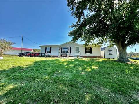 230 Gallo Road NE, Carrollton, OH 44615