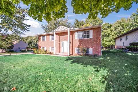 9817 Huntington Park Drive, Strongsville, OH 44136