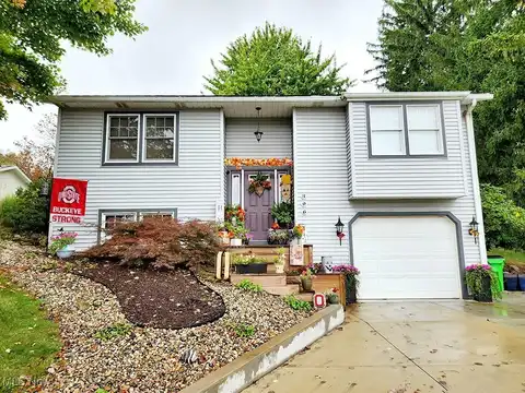 306 Bahler Street SW, Sugarcreek, OH 44681