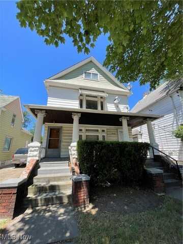 7011 Lansing Avenue, Cleveland, OH 44105