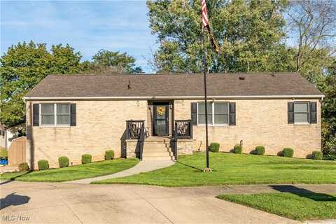 1503 View Pointe Avenue, Louisville, OH 44641