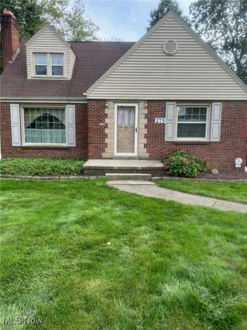 275 S Cadillac Drive, Youngstown, OH 44512