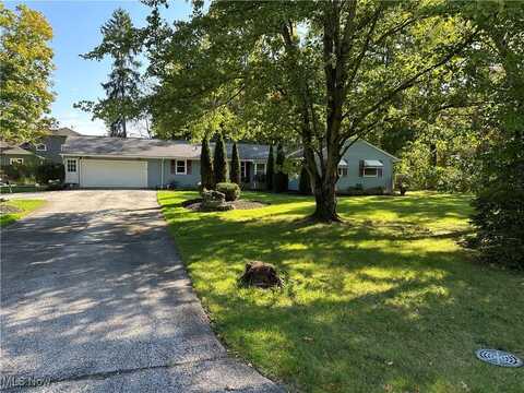 37520 Eagle Road, Willoughby Hills, OH 44094