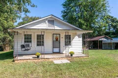 170 W Holt St, New London, TX 75682