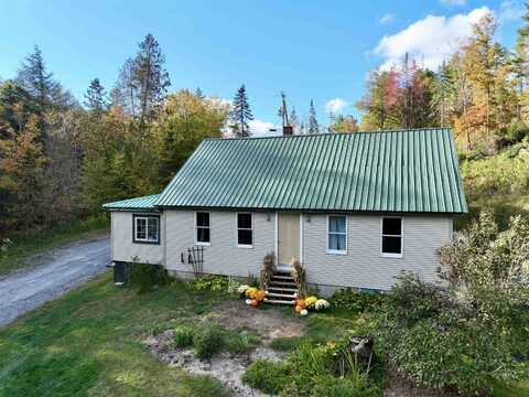 4 Sugarhouse Road, Topsham, VT 05076