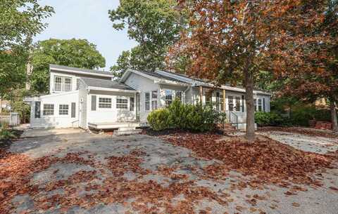 8 Eden Lane, Old Orchard Beach, ME 04064