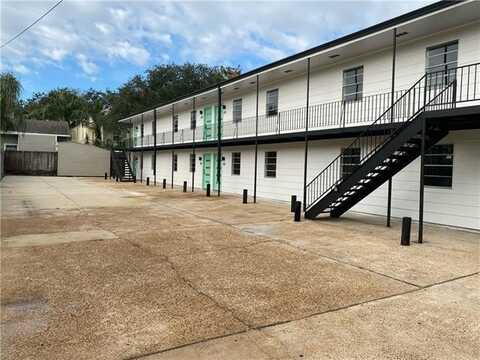 912 4TH Street, New Orleans, LA 70130