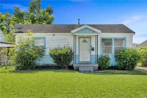 15 VIVIAN Court, New Orleans, LA 70131