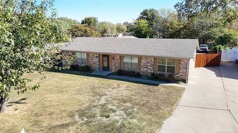 402 N Wortman Avenue, Claremore, OK 74017