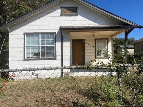 2229 E Oklahoma Street, Tulsa, OK 74110