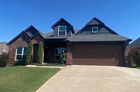 11911 S Nandina Street, Jenks, OK 74037