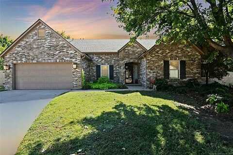 9900 N 114th Court, Owasso, OK 74055