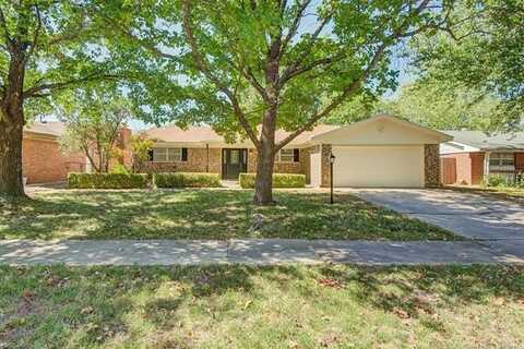 1628 S 1st Place, Broken Arrow, OK 74012