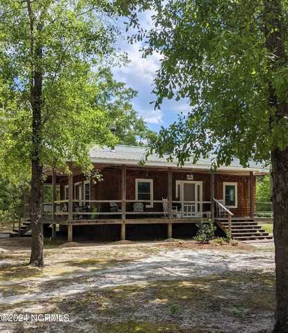 814 Old Jones Road, Kelly, NC 28448