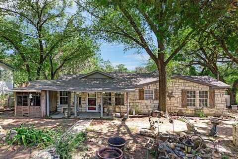 636 Alameda Road, Azle, TX 76020